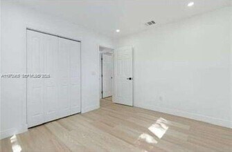 5701 SW 41st St in West Park, FL - Building Photo - Building Photo