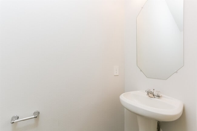 property at 21522 Kimro Ln