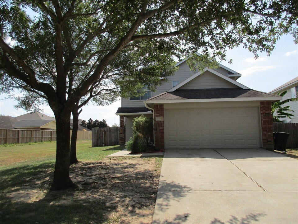 12846 Colony Heath Ln in Houston, TX - Foto de edificio