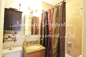 5826-28 N Ridge in Chicago, IL - Building Photo - Interior Photo