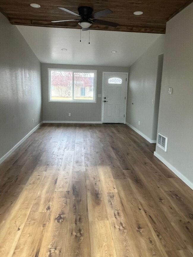 property at 3150 SW Pumice Pl