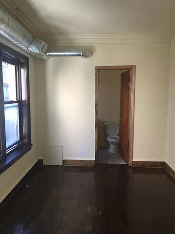 7845 S Colfax in Chicago, IL - Building Photo - Building Photo