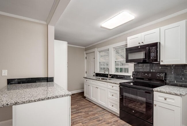 721 Broad St in Kannapolis, NC - Building Photo - Building Photo