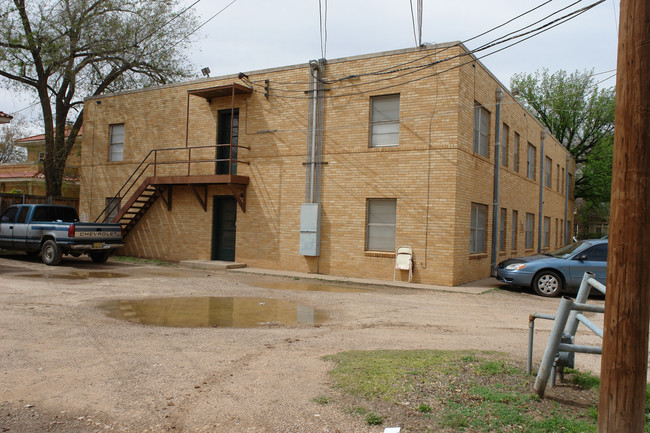 1809 Broadway St in Lubbock, TX - Foto de edificio - Building Photo