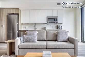 2009 8th St NW, Unit FL7-ID305 in Washington, DC - Foto de edificio - Building Photo