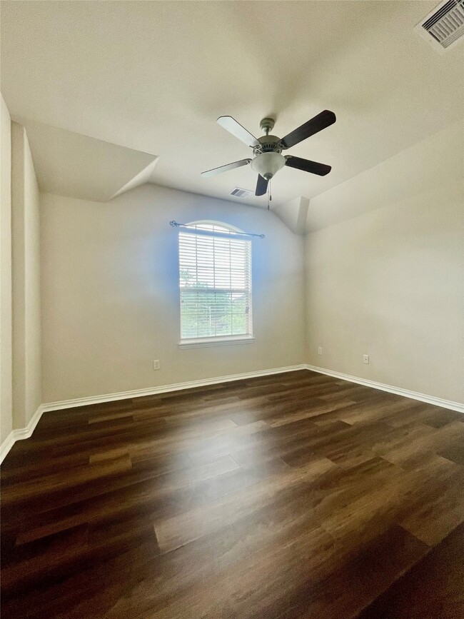 20801 Sheridan Heights Ln in Porter, TX - Building Photo - Building Photo