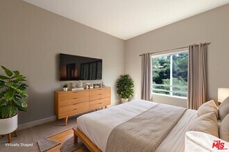 6140 Monterey Rd in Los Angeles, CA - Foto de edificio - Building Photo