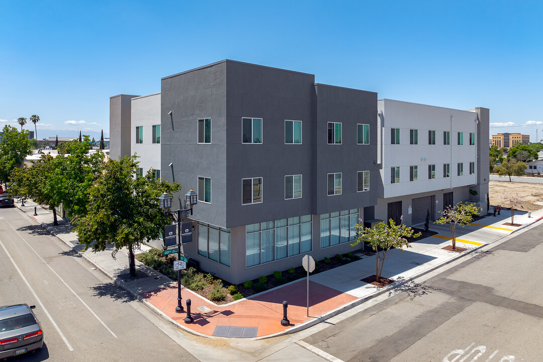 22nd Street Lofts in Bakersfield, CA - Building Photo