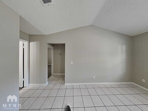 6444 Diamond Leaf Ct N in Jacksonville, FL - Foto de edificio - Building Photo