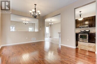 159 Canada Dr in Vaughan, ON - Building Photo - Building Photo