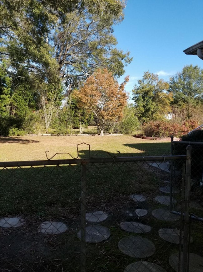 property at 1412 Old Ebenezer Rd