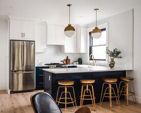 331 Chelsea St, Unit 3 in Boston, MA - Building Photo - Building Photo