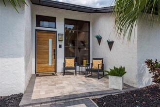 5811 Dory Way in Tampa, FL - Building Photo - Building Photo