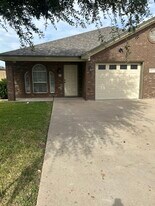 2207 Bachelor Button Blvd in Killeen, TX - Building Photo