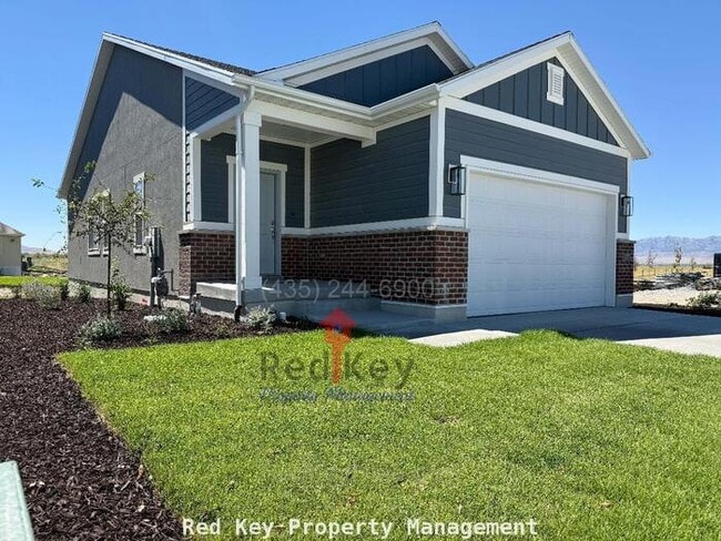 1115 Sparrow Way, Stansbury Park in Stansbury Park, UT - Building Photo - Building Photo