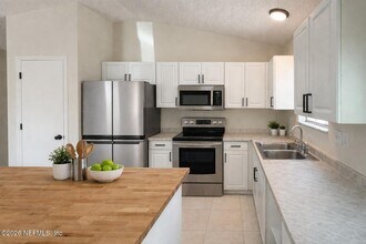 2897 10th St in St. Augustine, FL - Building Photo - Building Photo