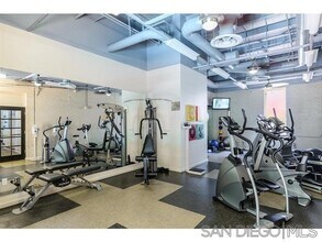 1431 Pacific Hwy, Unit 705 in San Diego, CA - Building Photo - Building Photo