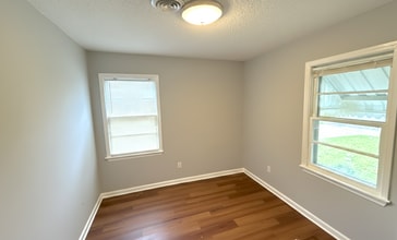 1640 Russwood Rd in Memphis, TN - Building Photo - Building Photo