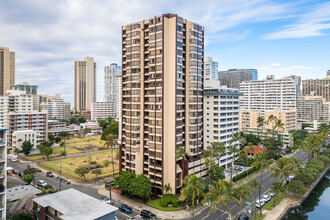 Monte Vista in Honolulu, HI - Building Photo - Primary Photo