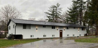 2271 S Cost a Plenty Rd, Unit 4 in Warsaw, IN - Building Photo