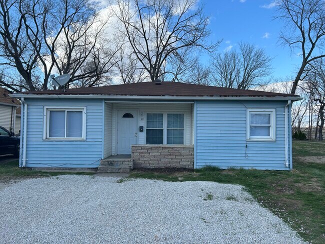 property at 107 W 13th St