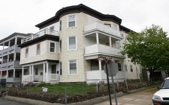 56 Shirley St Apartments