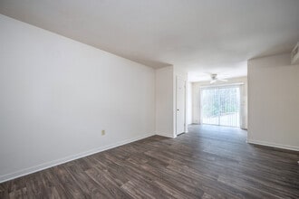 Woodside Apartments in Spartanburg, SC - Foto de edificio - Building Photo