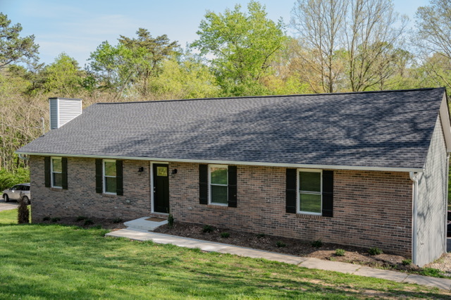 property at 1142 Paradise Dr