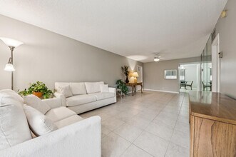 5040 Rose Hill Dr in Boynton Beach, FL - Building Photo - Building Photo