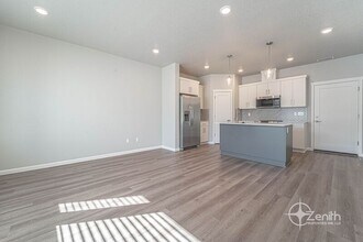 16326 NE 20th St in Vancouver, WA - Building Photo - Building Photo