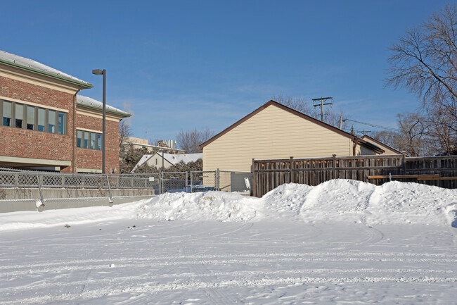 50th & France Building in Edina, MN - Building Photo - Building Photo