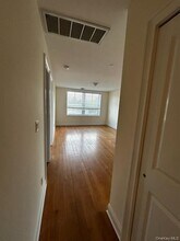 131-7 E Main St in Islip, NY - Building Photo - Building Photo