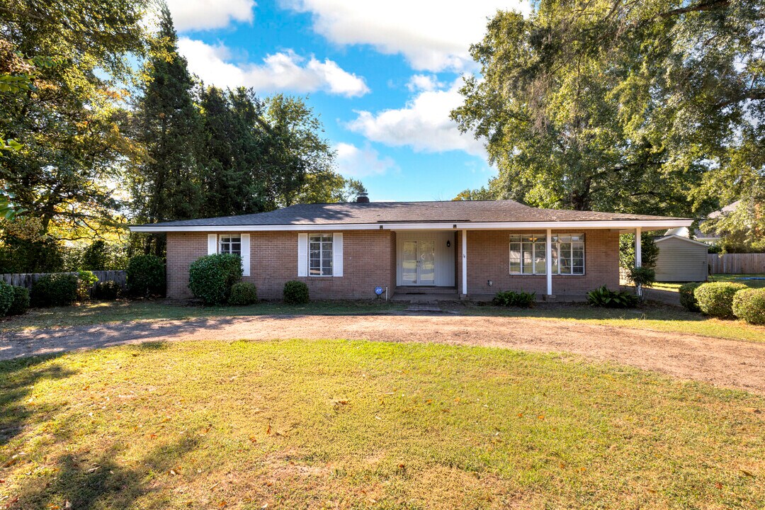34 Adams Ave in Sumter, SC - Building Photo