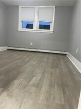 36 Highland St in Pawtucket, RI - Building Photo - Building Photo