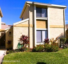 1030 Abada Ct NE in Palm Bay, FL - Building Photo