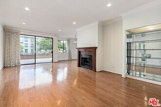 1201 S Roxbury Dr in Los Angeles, CA - Building Photo - Building Photo