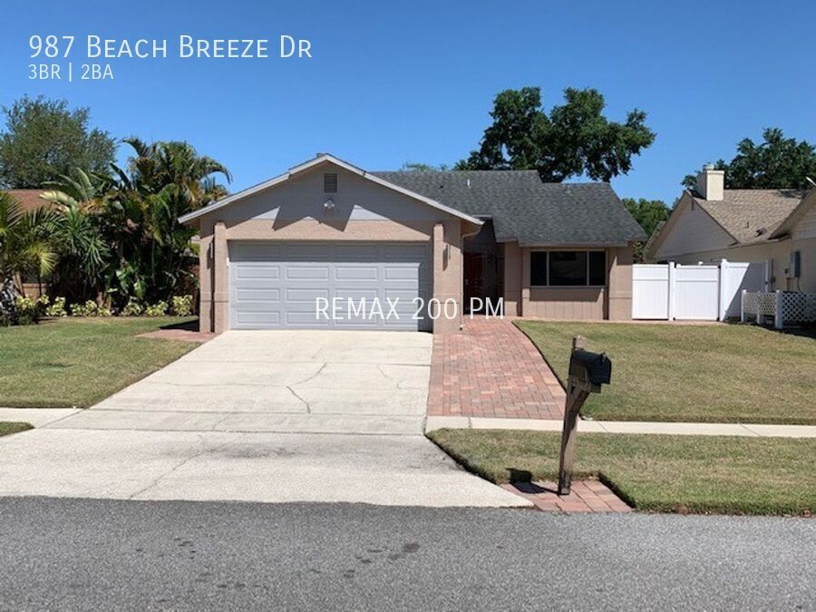 987 Beach Breeze Dr in Orlando, FL - Building Photo
