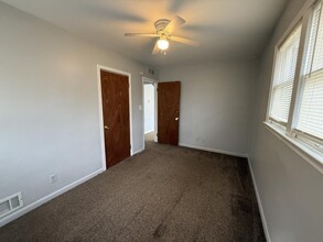 3106 Shawnee Ave in Flint, MI - Building Photo - Building Photo