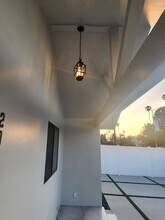 20522 Sherman Way in Los Angeles, CA - Foto de edificio - Building Photo