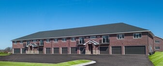 East Mason Apartments in Green Bay, WI - Building Photo