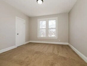 2902 Bristol St in Omaha, NE - Building Photo - Building Photo