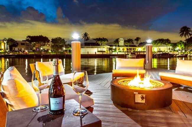 6541 NE 20th Ave in Fort Lauderdale, FL - Building Photo - Building Photo