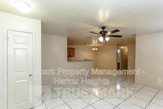 929 Pinewood Dr in Harker Heights, TX - Building Photo - Building Photo