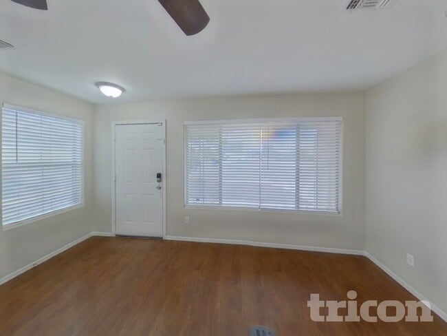 2810 S 65th Ave in Phoenix, AZ - Building Photo - Building Photo