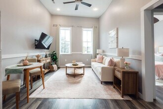 117 Spring St in Johnson City, TN - Building Photo - Building Photo