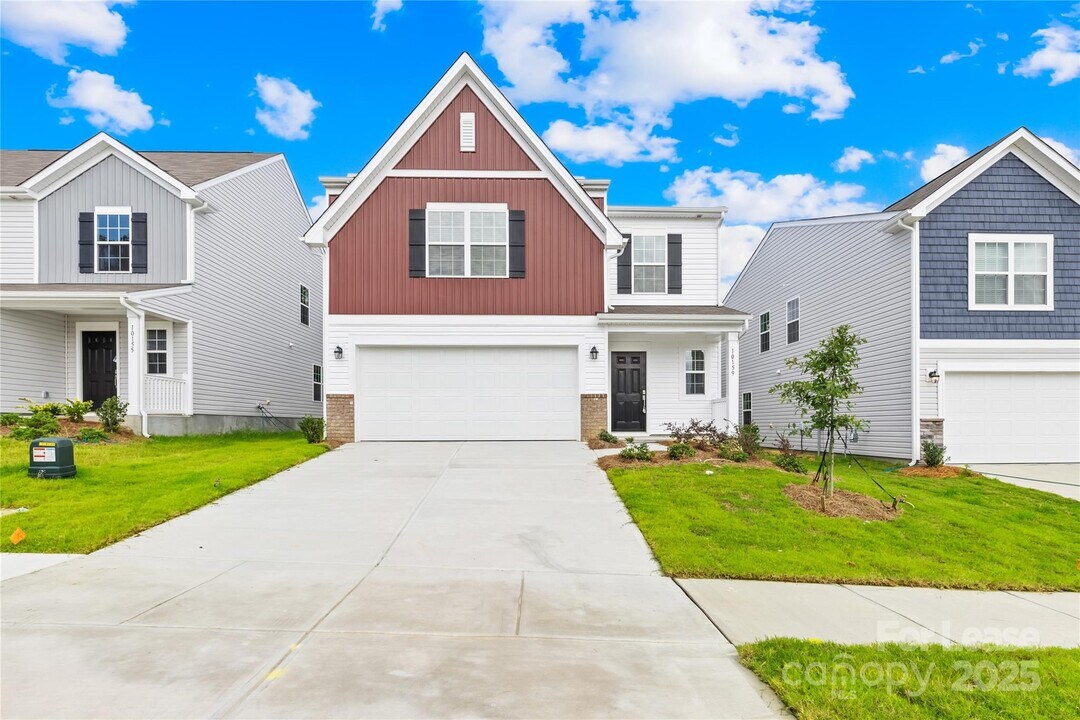 10159 Chatham Run Ln in Charlotte, NC - Building Photo