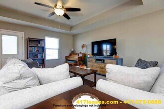 1338 Marseilles Ave in Republic, MO - Building Photo - Building Photo