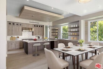 15566 Chasmila Dr in Los Angeles, CA - Building Photo - Building Photo