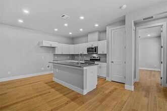 5016 Villas Dr in Sanger, TX - Building Photo - Building Photo