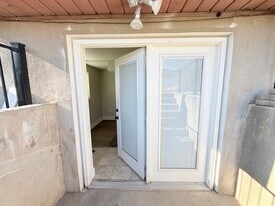 250 N 360 W in Clearfield, UT - Building Photo